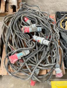 (3) HEAVY DUTY 600VAC CABLES