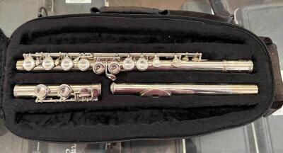 FLUTE WITH CASE