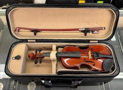 1/32 VIOLIN WITH CASE & BOW