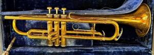 TEMPO 600 TRUMPET WITH CASE