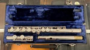 FLUTE WITH CASE