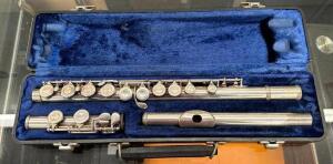 FLUTE WITH CASE