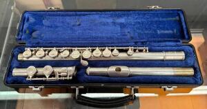 FLUTE WITH CASE