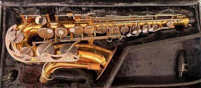 VITO ALTO SAXOPHONE