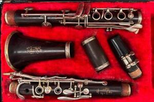 BOOSEY HAWKES WOOD CLARINET