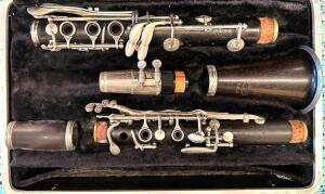 SELMER SIGNET WOOD CLARINET