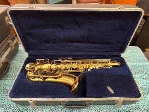 ALTO SAXOPHONE WITH CASE