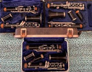 (3)- VITO RESOTONE PLASTIC CLARINETS