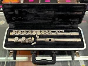 FLUTE WITH CASE