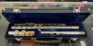 FLUTE WITH CASE