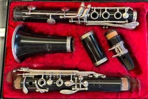 PLASTIC RESOTONE CLARINET WITH CASE