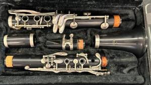 CLARINET WITH CASE