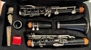 TEMPO CLARINET WITH CASE