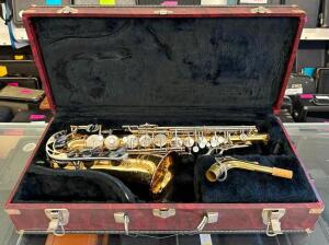 ALTO SAXOPHONE WITH CASE