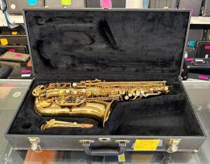 ALTO SAXOPHONE WITH CASE