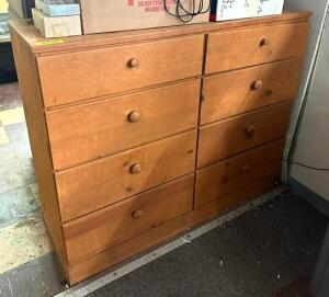 8-DRAWER WOOD DRESSER