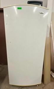 WHIRLPOOL UPRIGHT FREEZER