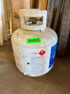 EMPTY PROPANE TANK