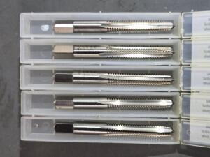 DESCRIPTION: (5) HSS PLUG STRAIGHT FLUTE TAP BRAND/MODEL: CLEVELAND 40204505 SIZE: 5/16"-18 UNC RETAIL$: $79.65 QTY: 5