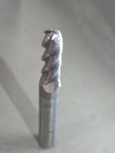 DESCRIPTION: (4) SOLID CARBIDE BALL END MILL BRAND/MODEL: ACCUPRO 62918594 SIZE: 17/64" DIA 3/4" LOC RETAIL$: $148.16 QTY: 4