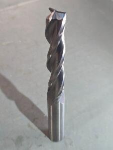 DESCRIPTION: (1) SOLID CARBIDE JOBBER DRILL BIT BRAND/MODEL: ACCUPRO 70694575 SIZE: 29/64" DIA RETAIL$: $189.16 QTY: 1