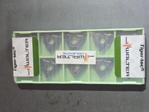 DESCRIPTION: (20) CARBIDE TURNING INSERTS BRAND/MODEL: WALTER 73819104 RETAIL$: $324.00 QTY: 20