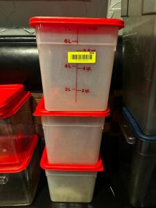 DESCRIPTION (3) 8 QT PLASTIC CONTAINERS W/ LIDS SIZE 8 QT THIS LOT IS: SOLD BY THE PIECE LOCATION ROOM 1 QTY 3