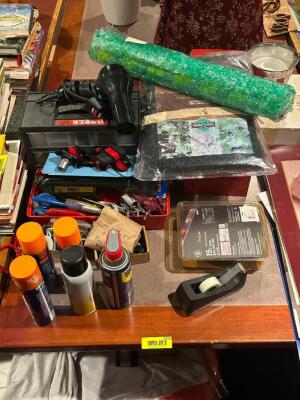 DESCRIPTION: ASSORTED HAND TOOLS AND HARDWARE LOCATION: ROOM 3 THIS LOT IS: ONE MONEY QTY: 1