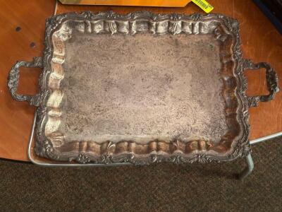 DESCRIPTION: VINTAGE SERVING TRAY LOCATION: BANQUET ROOM THIS LOT IS: ONE MONEY QTY: 1