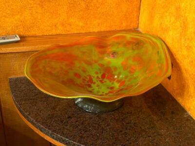 DESCRIPTION: DECORATIVE BLOWN GLASS BOWLS WITH WALL MOUNT SIZE: APPROX. 22" LOCATION: BANQUET ROOM THIS LOT IS: ONE MONEY QTY: 1