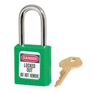 DESCRIPTION: (8) GREEN L.O.T.O LOCKS BRAND/MODEL: MASTER LOCK 410MKW417GRNLZ1 RETAIL$: $92.24 QTY: 8