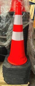 DESCRIPTION (10) PLASTIC CONES WITH RUBBER BASE LOCATION BAY 6 QTY 10