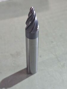 DESCRIPTION: (4) 15 DEG TAPER FORM BARREL CUTTER END MILL BRAND/MODEL: ACCUPRO 03328895 SIZE: 0.3750" SM END DIA 0.5901 LOC RETAIL$: $648.96 QTY: 4