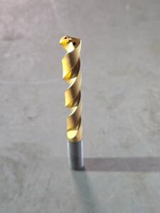 DESCRIPTION: (2) CARBIDE TAPER LENGTH DRILL BITS BRAND/MODEL: KENNAMETAL B212A07500HP SIZE: 7.5mm DIA RETAIL$: $469.00 QTY: 2