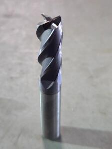 DESCRIPTION: (1) CORNER RADIUS/ CHAMFER END MILLS BRAND/MODEL: GUHRING 58551557 SIZE: 10mm DIA 22mm KOC QTY: 1