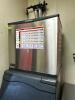 DESCRIPTION SCOTSMAN 800 LB. WATER COOLED ICE HEAD WITH BIN. BRAND / MODEL: SCOTSMAN C0830W-32E ADDITIONAL INFORMATION SN# 21061320010925, 1 PHASE, 20 - 2