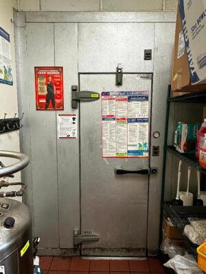 DESCRIPTION KOLPAK 5' X 5' SELF CONTAINED WALK IN FREEZER WITH FLOOR. BRAND / MODEL: KOLPAK ADDITIONAL INFORMATION SN# 98061S0, 3 PHASE, 115 VOLT. BCL