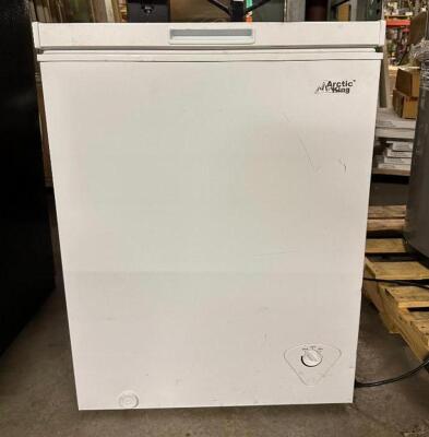 WHITE CHEST FREEZER