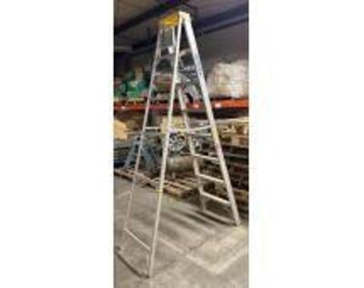 8FT A-FRAME LADDER