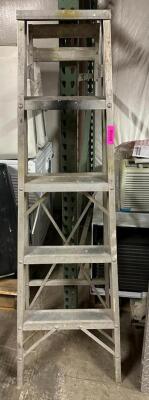 6FT ALUMINUM STEPLADDER