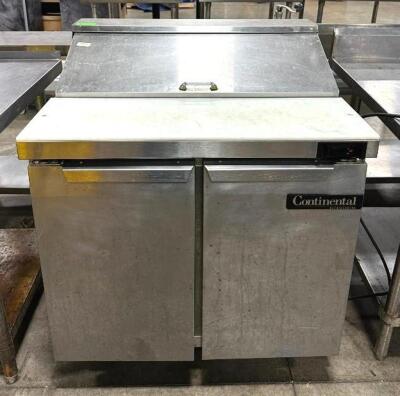 36" 2-DOOR REFRIGERATED SANDWICH PREP TABLE ON CASTERS