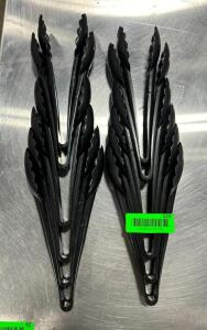 (12) PLASTIC TONGS