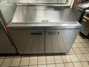 DESCRIPTION DELFIELD 48" SANDWICH PREP TOP COOLER. BRAND / MODEL: DELFIELD 4448N-18M ADDITIONAL INFORMATION ON AND WORKING. 115 VOLT, 1 PHASE SIZE 48"