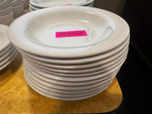 DESCRIPTION (12) 9" PLASTIC PASTA BOWLS THIS LOT IT: SOLD BY THE PIECE SIZE 9" LOCATION FRONT QTY 12