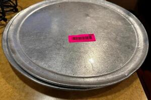 DESCRIPTION (3) 14" PIZZA PANS THIS LOT IT: SOLD BY THE PIECE LOCATION FRONT QTY 3