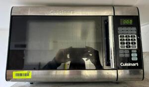 COUNTERTOP MICROWAVE