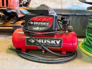 2 GAL. AIR COMPRESSOR