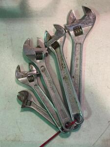 WRENCH SET