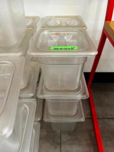 DESCRIPTION (6) 1/6 SIZE PLASTIC INSERTS W/ LIDS THIS LOT IS: SOLD BY THE PIECE SIZE 6" DEEP LOCATION FRONT QTY 6