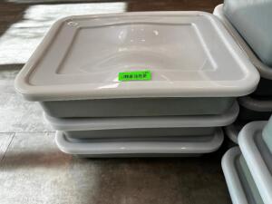 DESCRIPTION (3) GREY PLASTIC BUS TUBS W/ LIDS THIS LOT IS: SOLD BY THE PIECE LOCATION FRONT QTY 3